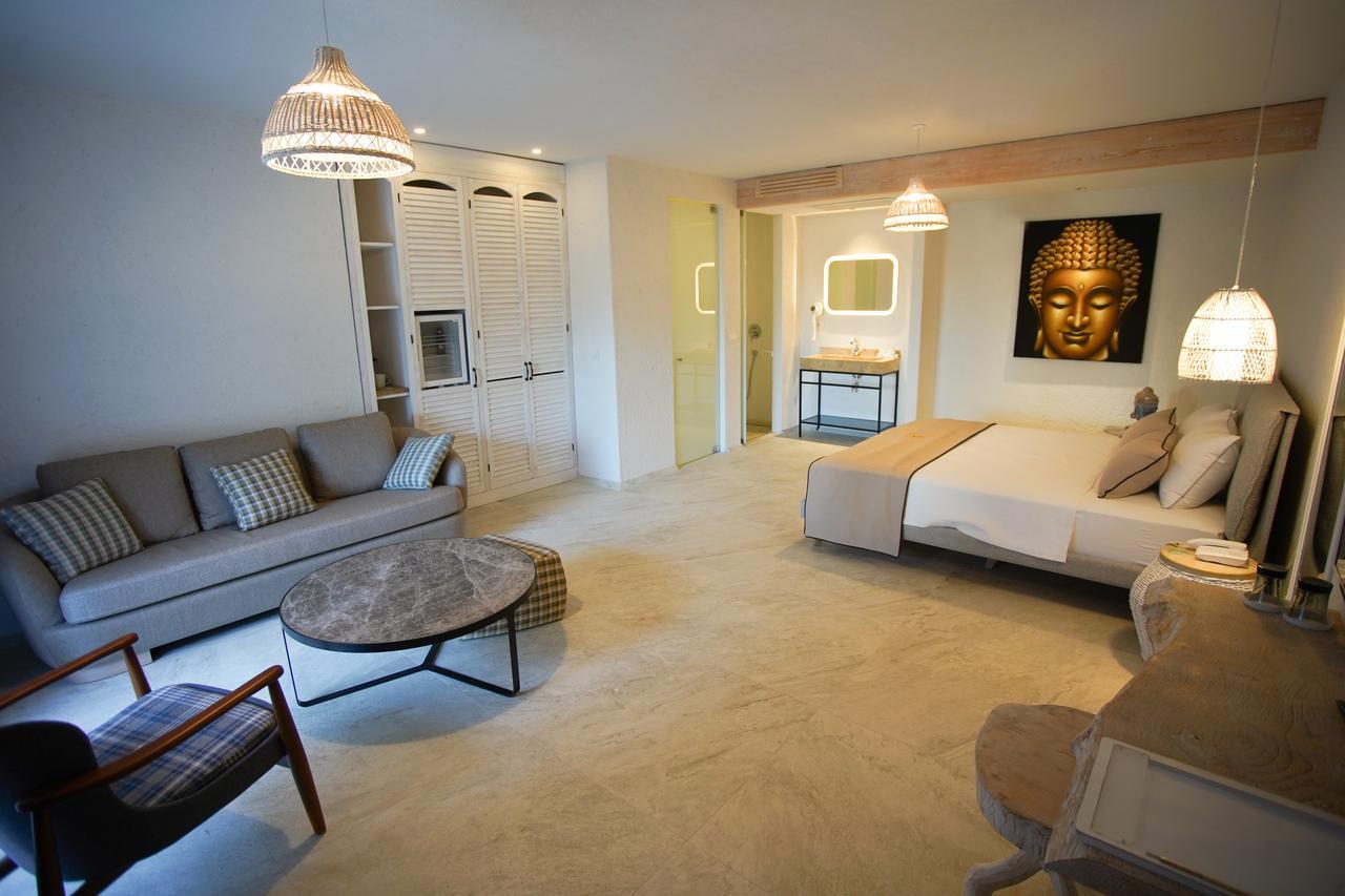 Avalon Boutique Hotel & Suites Alacatı Bagian luar foto