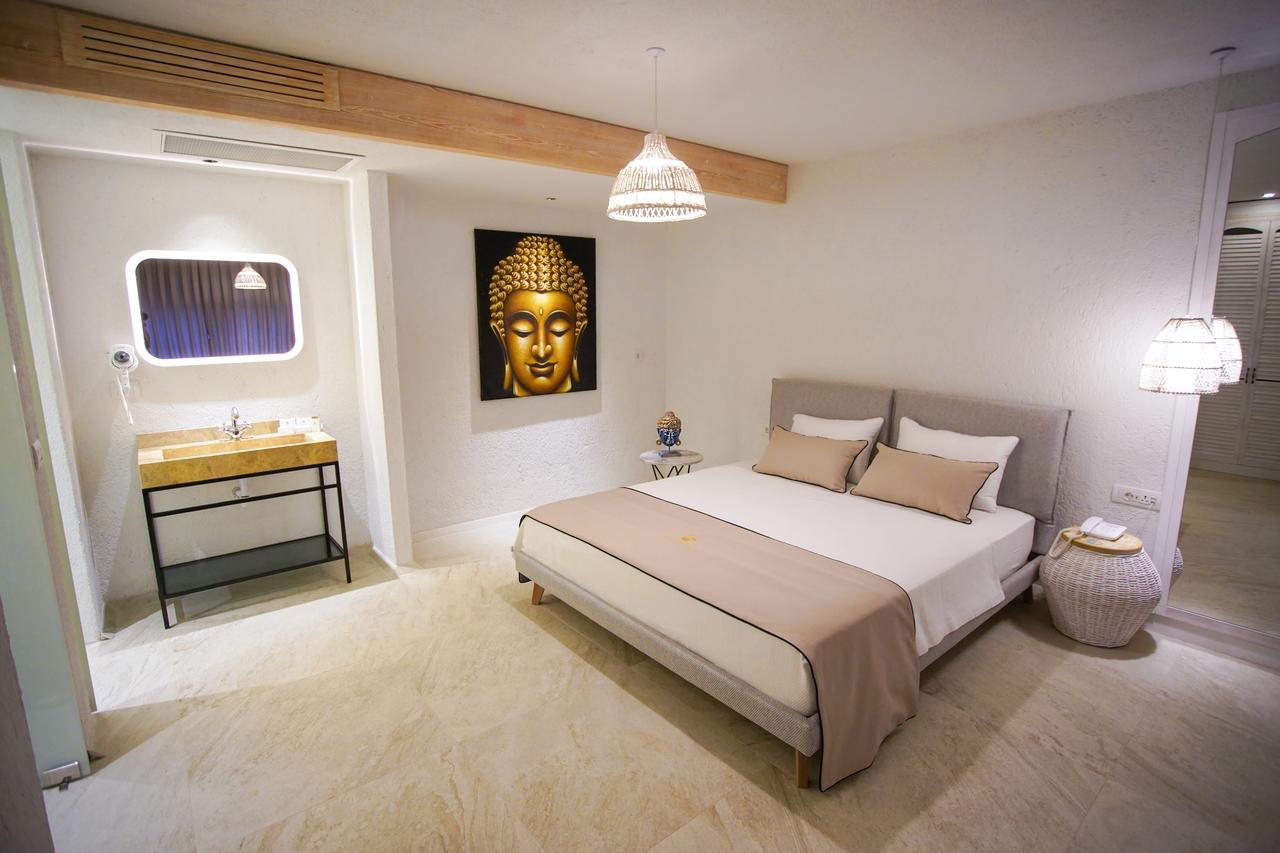 Avalon Boutique Hotel & Suites Alacatı Bagian luar foto