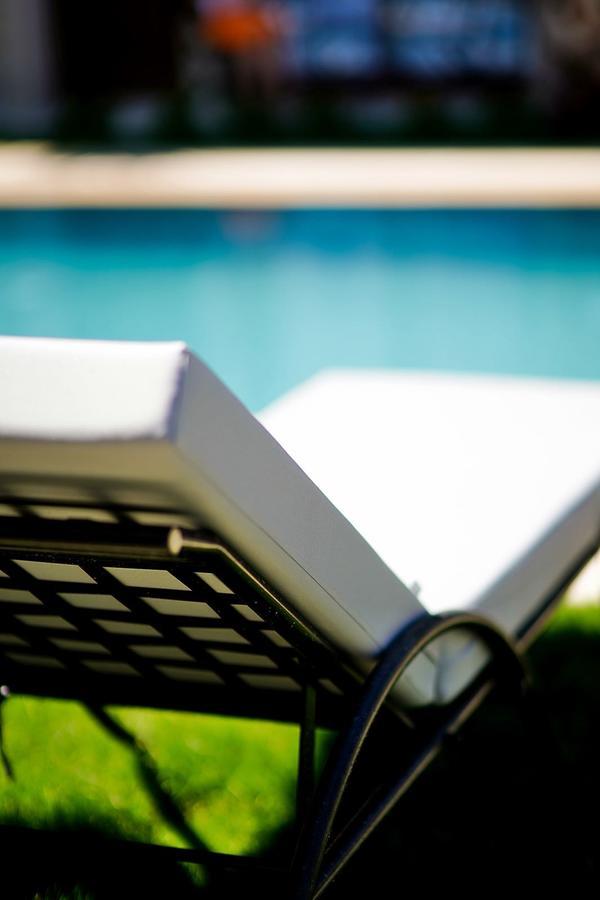 Avalon Boutique Hotel & Suites Alacatı Bagian luar foto