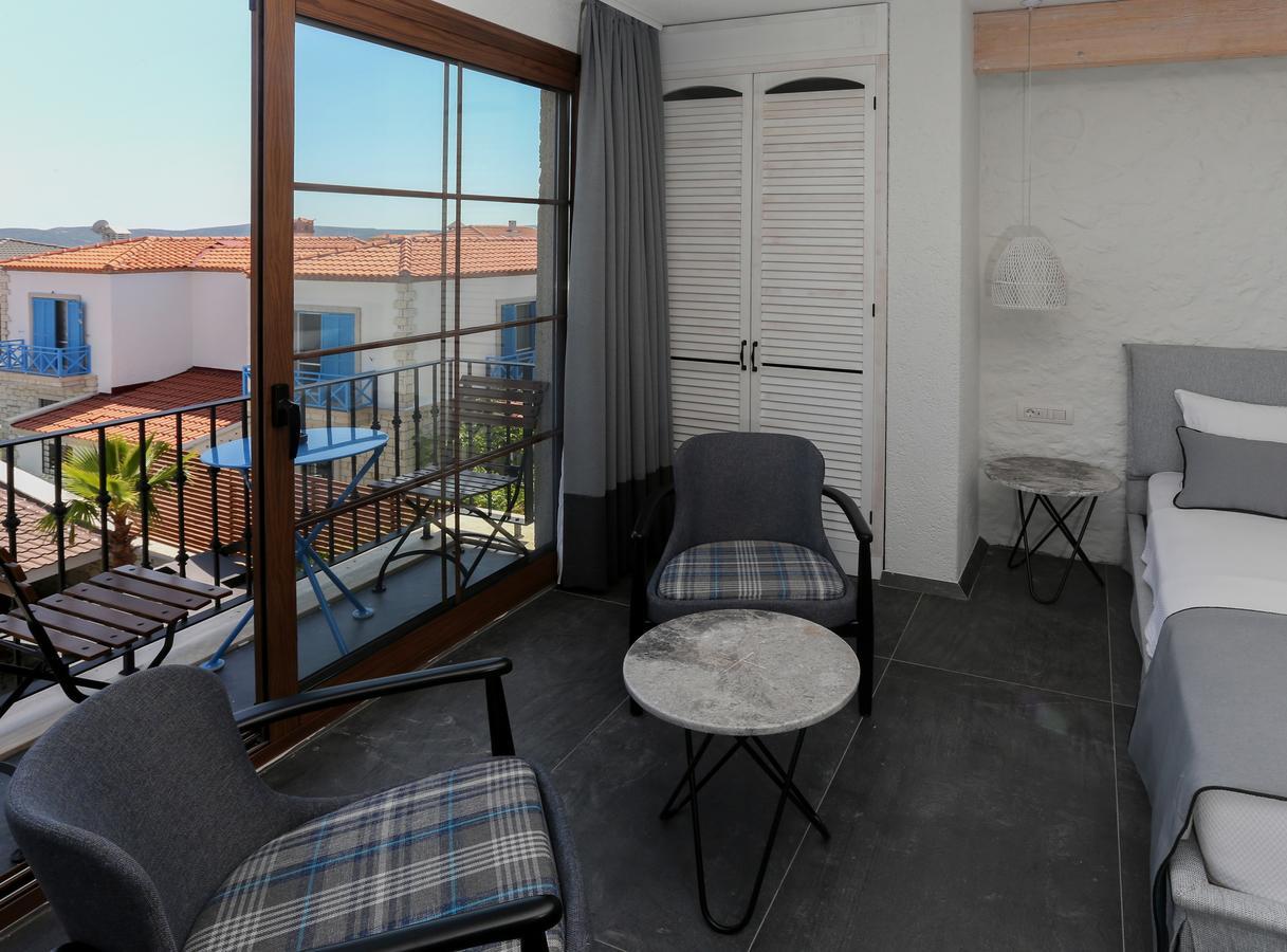 Avalon Boutique Hotel & Suites Alacatı Bagian luar foto