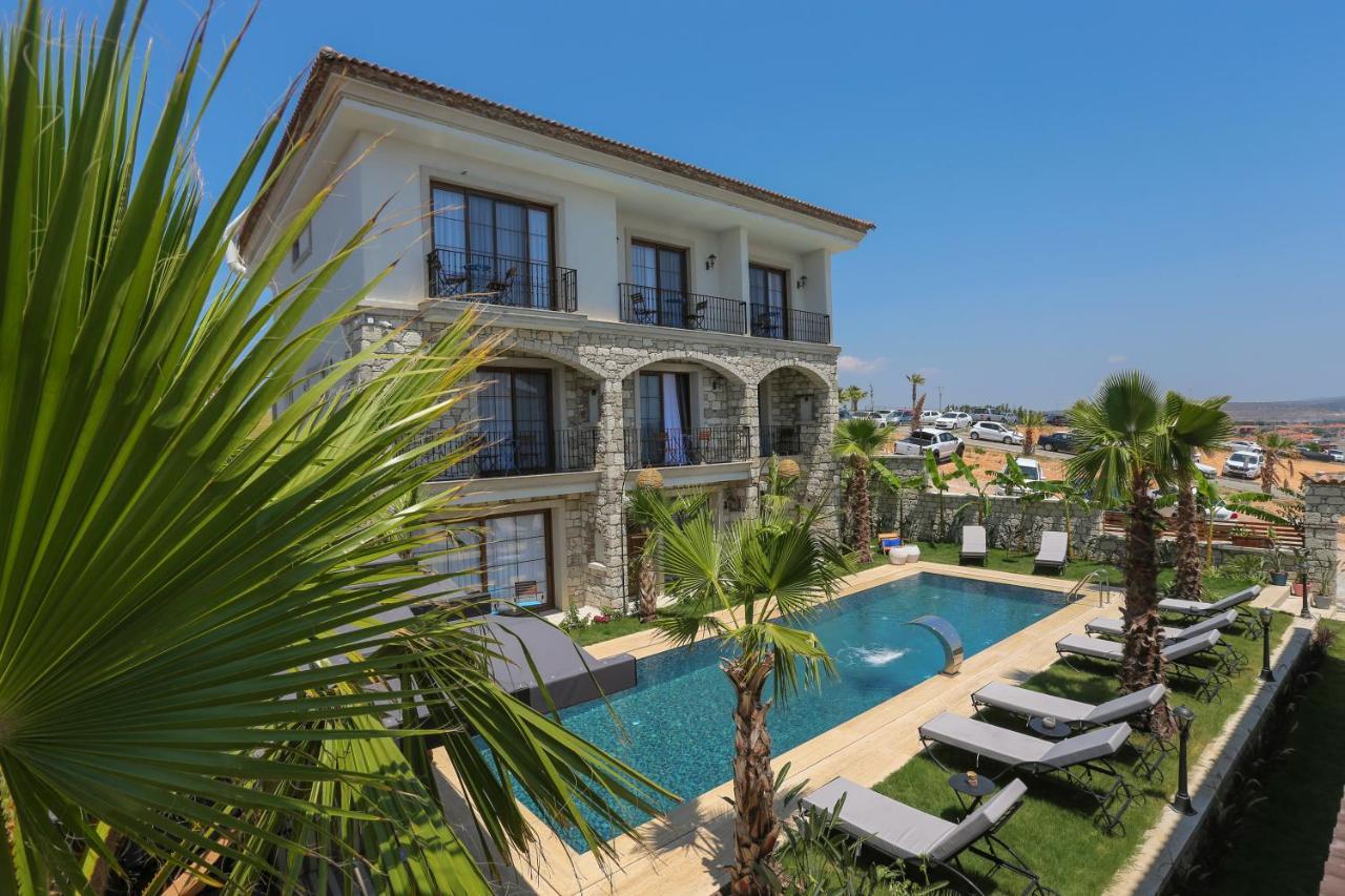 Avalon Boutique Hotel & Suites Alacatı Bagian luar foto