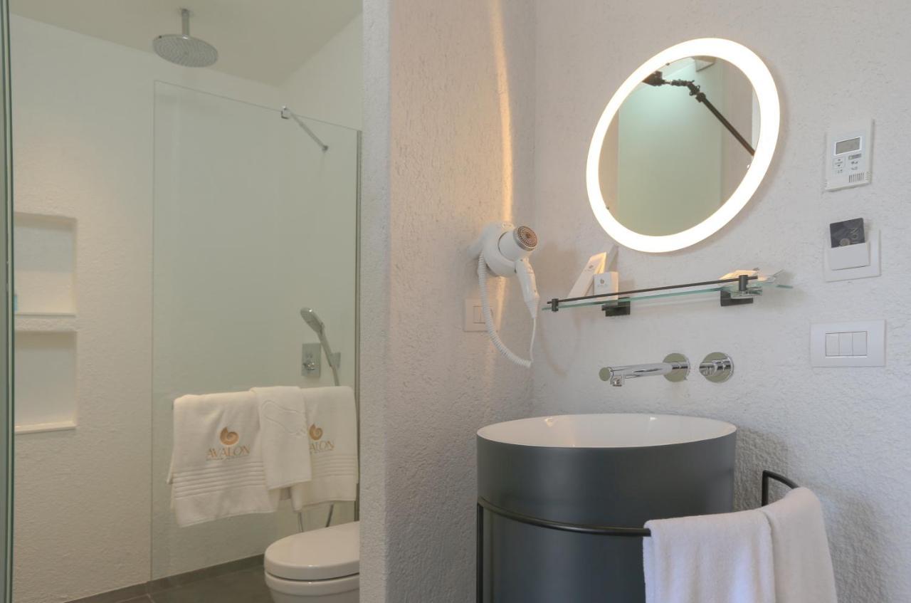 Avalon Boutique Hotel & Suites Alacatı Bagian luar foto