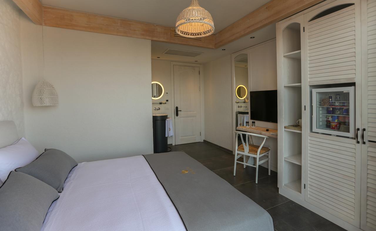 Avalon Boutique Hotel & Suites Alacatı Bagian luar foto