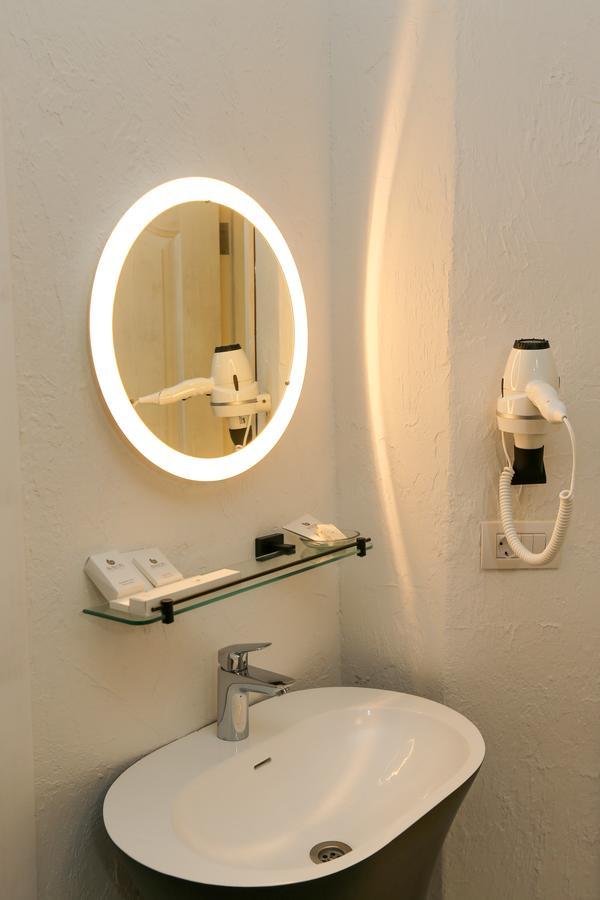 Avalon Boutique Hotel & Suites Alacatı Bagian luar foto