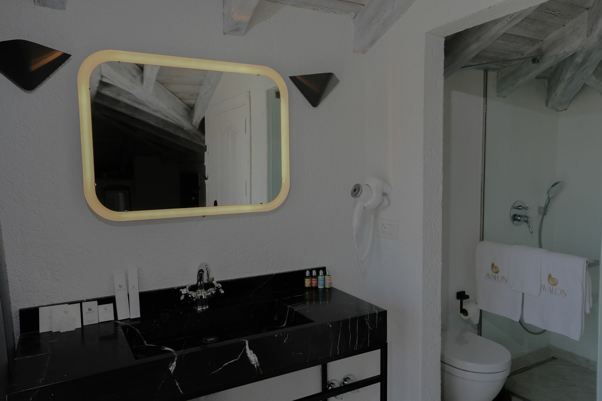 Avalon Boutique Hotel & Suites Alacatı Bagian luar foto
